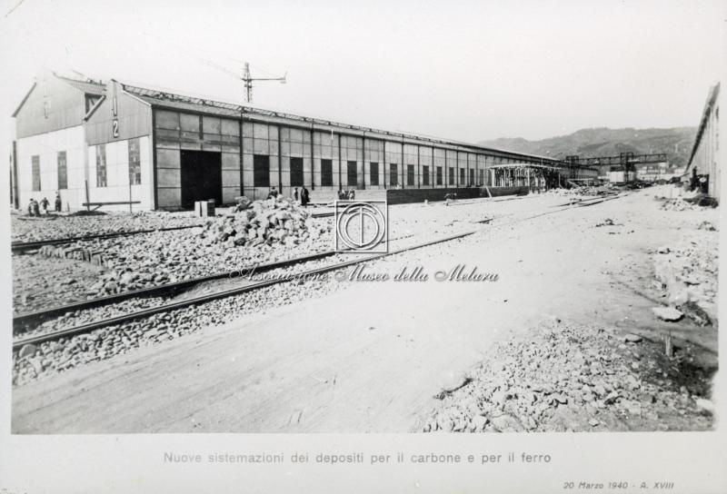 Nuove sistemazioni dei depositi per il carbone e per il ferro