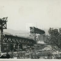 Veduta del ponte ferroviario in riparazione