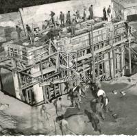 Cantiere di ricostruzione con tecnici e operai (5)